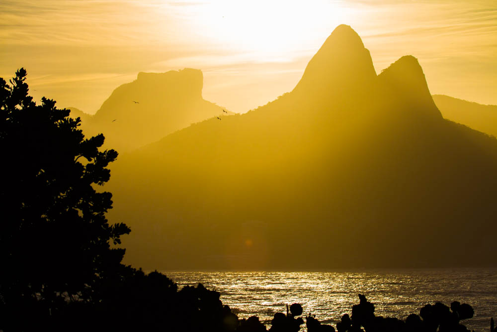 Gávea com dois irmãos 1